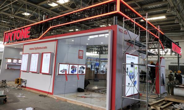 展臺(tái)設(shè)計(jì)施工過程中需要注意什么？及搭建展臺(tái)需要注意什么？